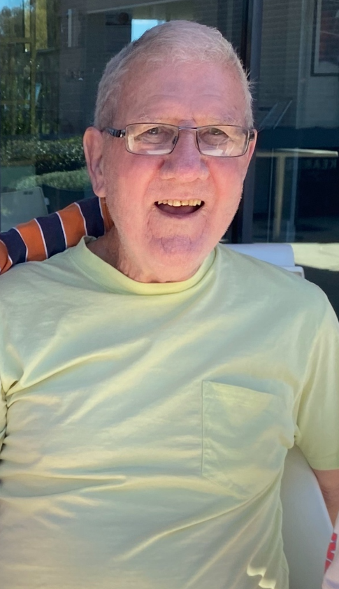 #MISSINGPERSON Australia - Raymond Wilson, 84, was last seen at a retirement home on Ilumba Way, Kelso, Bathurst area, about 3.45pm Tuesday 28 May

FREQUENTS: local shops in Bathurst

APPEARANCE: White, about 175cm tall, of slim build, and white hair

Raymond lives with dementia