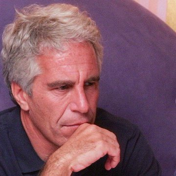 ElNecio_Cuba's tweet photo. NO es solo  jeffrey epstein:   

👉La esposa de Zelensky , Olena Zelenska, involucrada en tr4fico de n1ños a través de su fundación

👁️ Y NO QUIEREN QUE TE ENTERES

ABRO HILO 🤫 https://t.co/QsuMpWoHcG