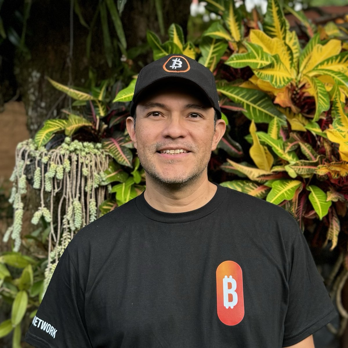 Meet <a href="/BTChieftain/">Acreonte</a>, the newest member of Plan ₿ Network!

@acreonte, a former video game developer and 2023 <a href="/cuboplus/">CUBO+</a> graduate, joins us as our Operations Manager in El Salvador 🇸🇻. He'll be helping us boost #Bitcoin education in the country.

Welcome to the team!