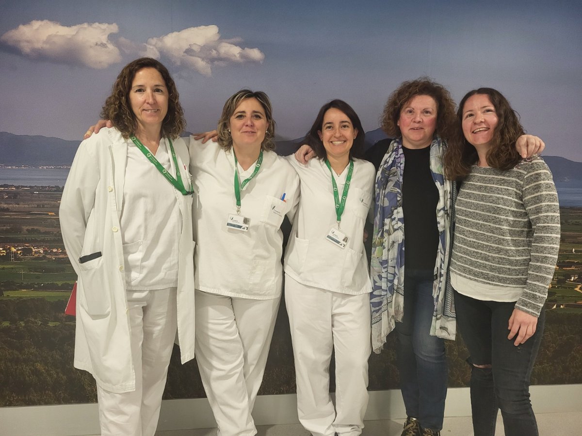 RecercaFSE's tweet photo. Un estudi sobre una nova aplicació per reduir el dolor en ferides complexes ha resultat premiat amb la III Beca de Recerca de la FSE. El treball ha estat liderat per Patricia Santa, infermera de l’Hospital de Figueres experta en cures complexes 👉🏻 https://t.co/0eECizNiAx https://t.co/U2qvgC2uyo