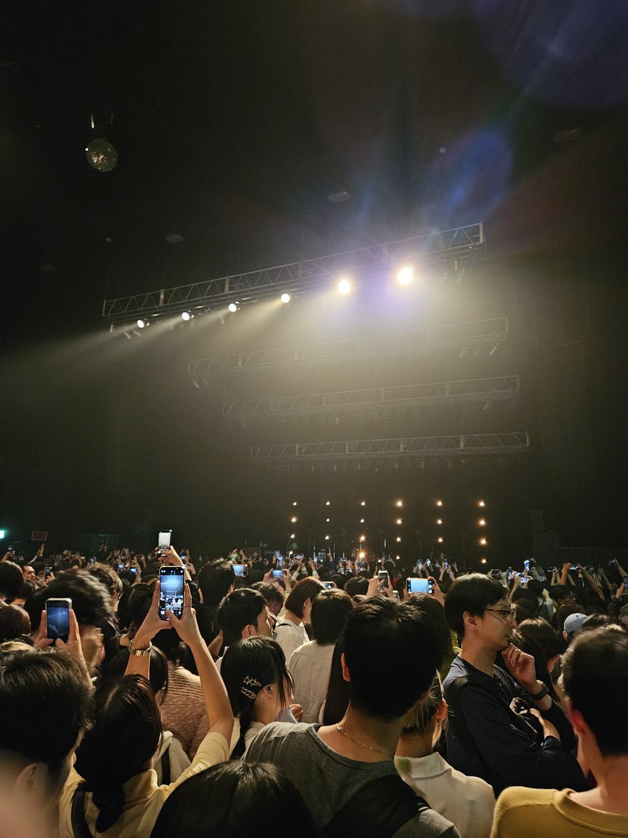 近ごろノイズの海にどっぷりと(俺の中で)評判なカネコアヤノのライブへ行ったら、あまりにもシューゲイザーで想像以上にロックンロールでした