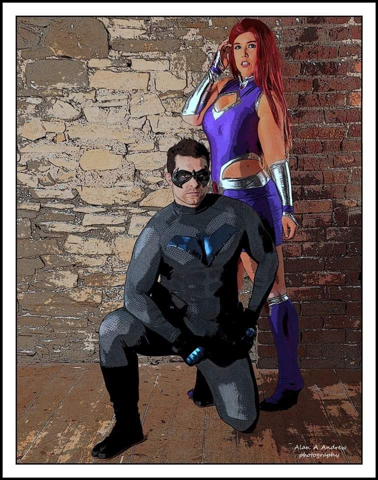 Titans

with @sugahfox as Starfire 
Ph @alanaandrewphotography

#cosplayers #photooftheday  #me #fitness #comiccon #photo #makeup #hair #model #photography #bodybuilding #dccomics #Nightwing #starfire #batman #titans #teentitans #KingoftheNorthCosplays