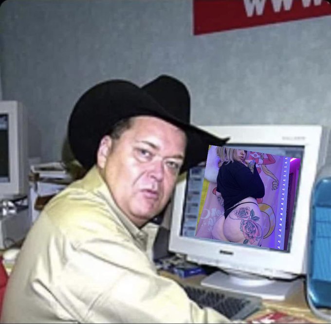 gonna spend today deep cleaning the house yall need anything? https://t.co/gArp2e2F8H<a href="/tag/newprofilepic"class="tags"><span>#newprofilepic</span></a>