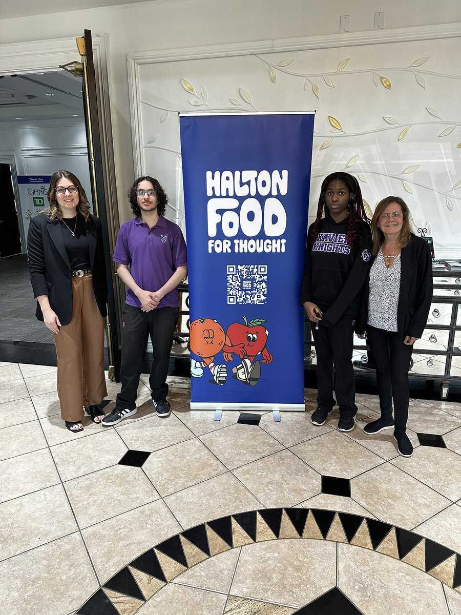 Our amazing students and staff along with @HaltonFFT who provide all our students with nourishment each morning! #haltonfoodforthought #feedingkids #nourishedbodiesandminds @HCDSB