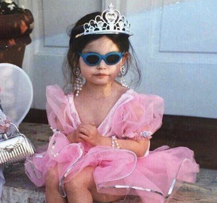 ThiMo158's tweet photo. yo esperando el 1/01 a las 00:01 a que tini saque su nueva música por que YA ES 2025 https://t.co/IQhKfWaleL