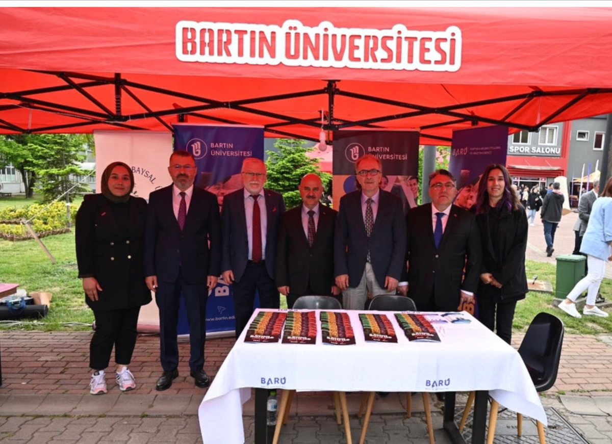 Bilim ve teknolojiyle ortak geleceğimize birlikte değer katıyoruz 🧬 🦾 Zonguldak Bülent Ecevit Üniversitesi ve Zonguldak Teknopark iş birliğinde düzenlenen '9. Farabi Ar-Ge ve İnovasyon Proje Pazarı'nda yerimizi aldık. @beunedutr @ihozolcer