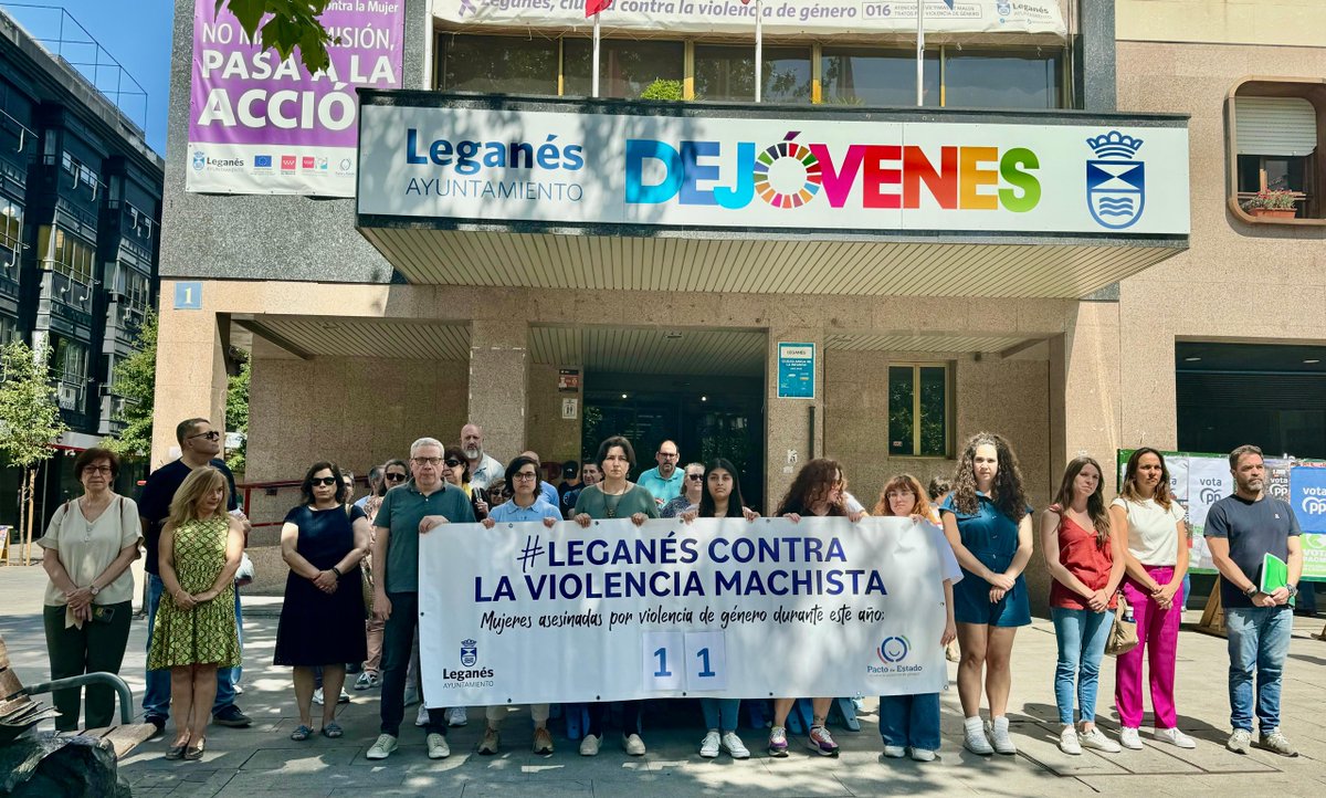 ⚫️ Hoy desgraciadamente hemos vuelto a concentrarnos en #Leganés por una nueva víctima de violencia de género, una mujer de 29 años en Barcelona ⚫️ Con ella ya son 11 las mujeres asesinadas por violencia de género en España en lo que va de 2024 #NiUnaMás