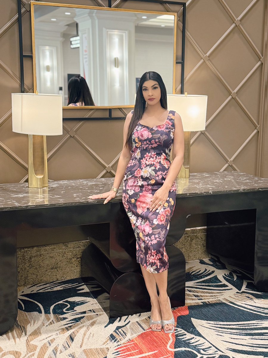 ushmatyagi's tweet photo. Tired, Sleepy, Injured…felt like timetravel through 3 countries 😅
Work first
Informatica World AI Conference 2024 at Mandalay Bay, Las Vegas-USA 😎

#usa #lasvegas #informatica #conference #work #fun #travel #america #traveller #anchor #fashionista #workfirst #thetipsywanderer https://t.co/COvJHEGqjc
