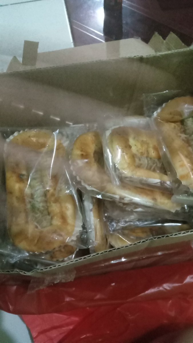 Alhamdulillah rejeki dari kak @NyaiMom2, berkat nya sudah saya terima. Roti <a href="/QueenBakerylagi/">Queen 💜</a> .
Semoga berkat ini jadi berkah buat kita semua..Aamiin 
Barakallahu fiik