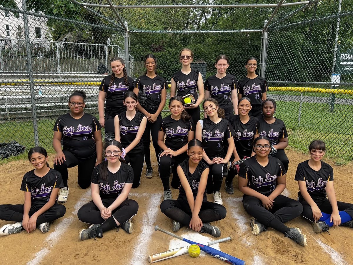 Sam Chiang (@bogotarpet) on Twitter photo Our MS softball team extends a shout-out to Pitch In for Baseball & Softball for providing equipment to our program. In this grant, PIFBS donated Marucci bats, gloves, fielder masks, a bat bag, practice pants and socks, and backpacks for players. Go Bucs! <a href="/BogotaPublic/">Bogota Public Schools</a> <a href="/PIFBS/">Pitch In For Baseball & Softball</a> Our MS softball team extends a shout-out to Pitch In for Baseball & Softball for providing equipment to our program. In this grant, PIFBS donated Marucci bats, gloves, fielder masks, a bat bag, practice pants and socks, and backpacks for players. Go Bucs! <a href="/BogotaPublic/">Bogota Public Schools</a> <a href="/PIFBS/">Pitch In For Baseball & Softball</a>