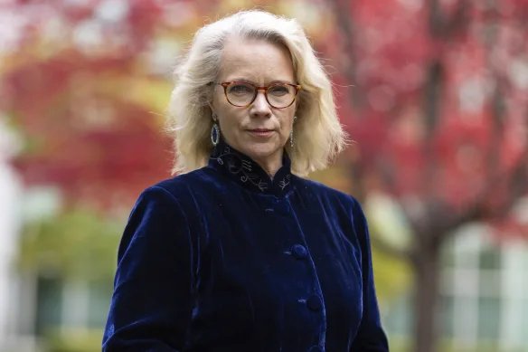 Sahar_A_Writes's tweet image. The day Australians united to apologise to the Stolen Generations, Dutton walked out. He then derailed the Voice with his brazen lies, aided by Murdoch &amp;amp; the ABC. Now it's fear on migrants.

When Laura Tingle says Dutton is stirring racism, his record is irrefutable proof #auspol