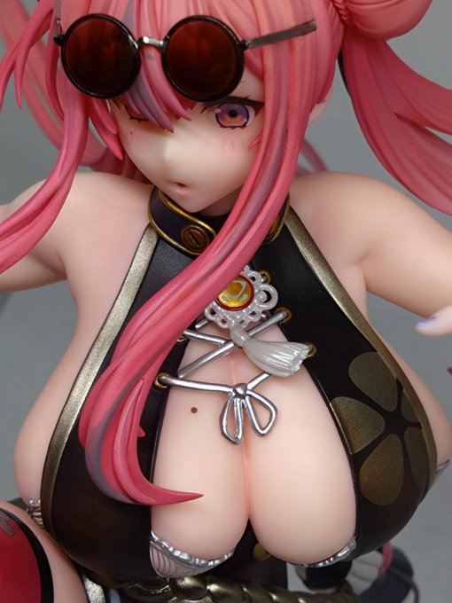 後ろから見える乳がすごい🍄💢💢 