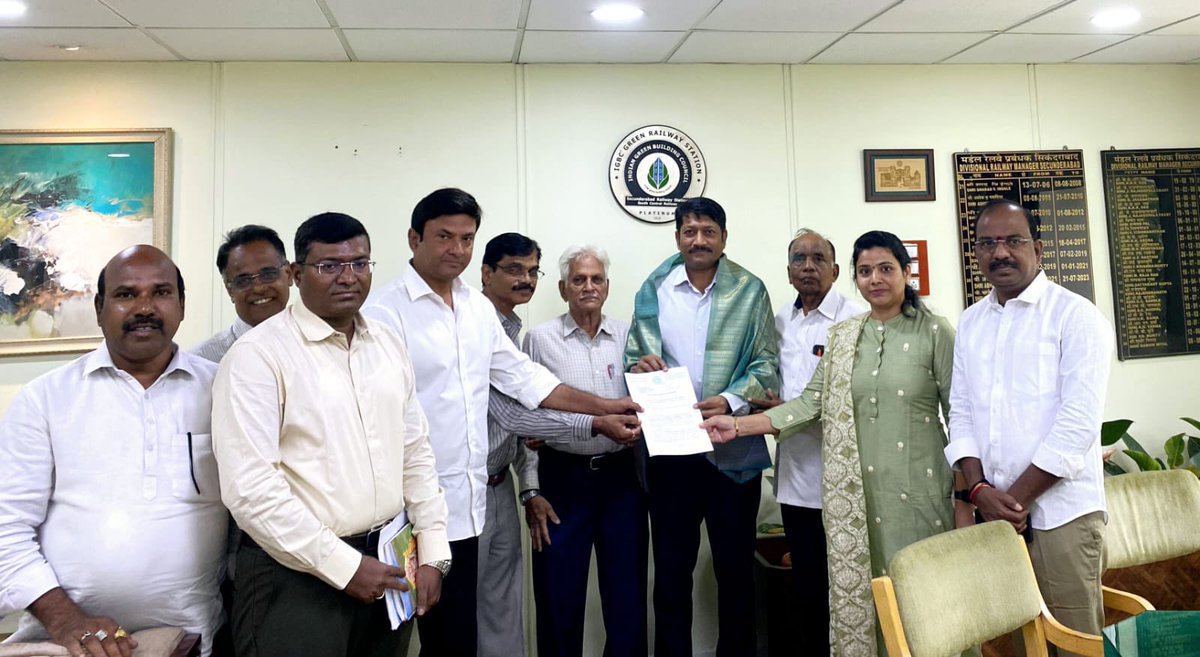 Met Secunderabad Divisional Railway Manager Shri Bhartesh Kumar Jain garu along with Hon’ble MLA Marri Raja Shekar Reddy garu and gave representation proposing a new MMTS Station near Loyola Academy, Alwal to ease the transport for college students and other citizens travelling