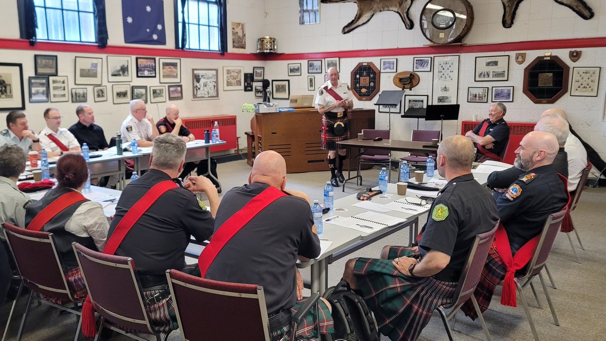 Congratulations to London Police Pipes and Drums’ Sergeant Mark Dwyer for obtaining the Certificate of Completion for attending the British Columbia Regimental Drum Majors Course! 🥁 Your dedication and commitment to excellence and fostering honour, dignity and pride on behalf