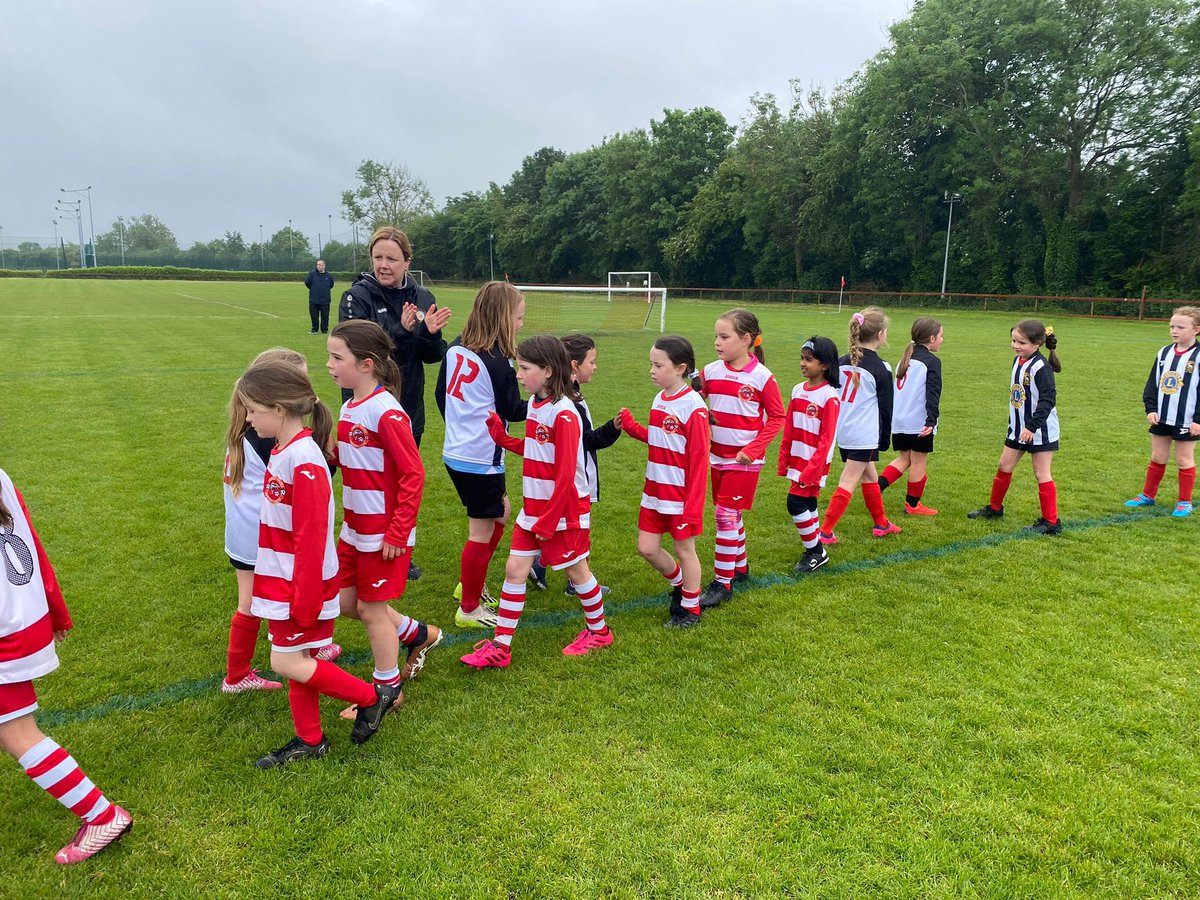 ⚽️ | 𝐔𝟖 𝐆𝐢𝐫𝐥𝐬 𝐅𝐢𝐧𝐢𝐬𝐡 𝐈𝐧 𝐒𝐭𝐲𝐥𝐞! Well done to our U8 girls who played their last league match of the season against @LeixlipUnited on Sunday🙌 The future is bright 🖤🤍 #HCFC #Respectallfearnone