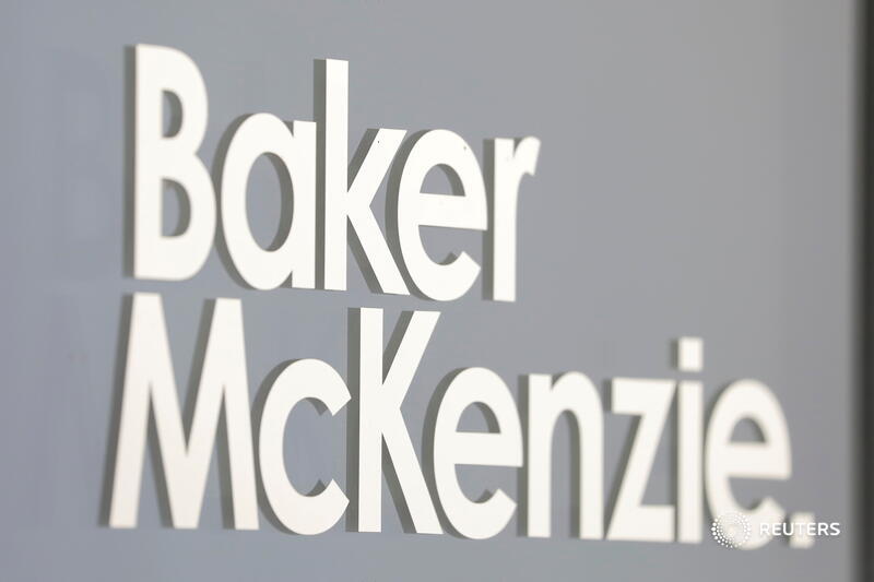 Baker McKenzie hired Tobias Knapp, the leader of rival O'Melveny & Myers' US mergers and acquisitions and private equity practice, amid mixed signs of a dealmaking resurgence. Knapp will join as the co-head of its New York transactional group reut.rs/3V13L9N