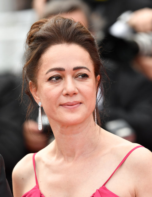 Bennu Yıldırımlar: ''Ben, Cannes Film Festivali'ne bir filmde yer aldığım için gitmiştim. Olayın başka boyutları da varmış, markalar ile birlikte de kırmızı halıda olabiliyorsunuz. Ben iyi filmlerimizle Cannes'da yer almayı her zaman daha önemsiyorum.''