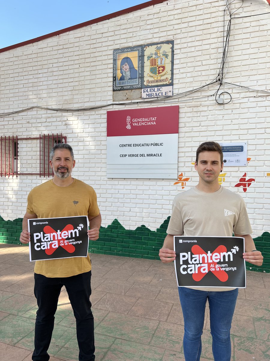 📢 Compromís Rafelbunyol denuncia la retallada de 3 aules, deixant classes amb 28 alumnes, superant el màxim legal de 25. Exigim una educació de qualitat i fem una crida a la comunitat educativa per unir-se. #StopRetallades #GoverndelaVergonya #Plantacara

rafelbunyol.compromis.net/2024/05/28/com…