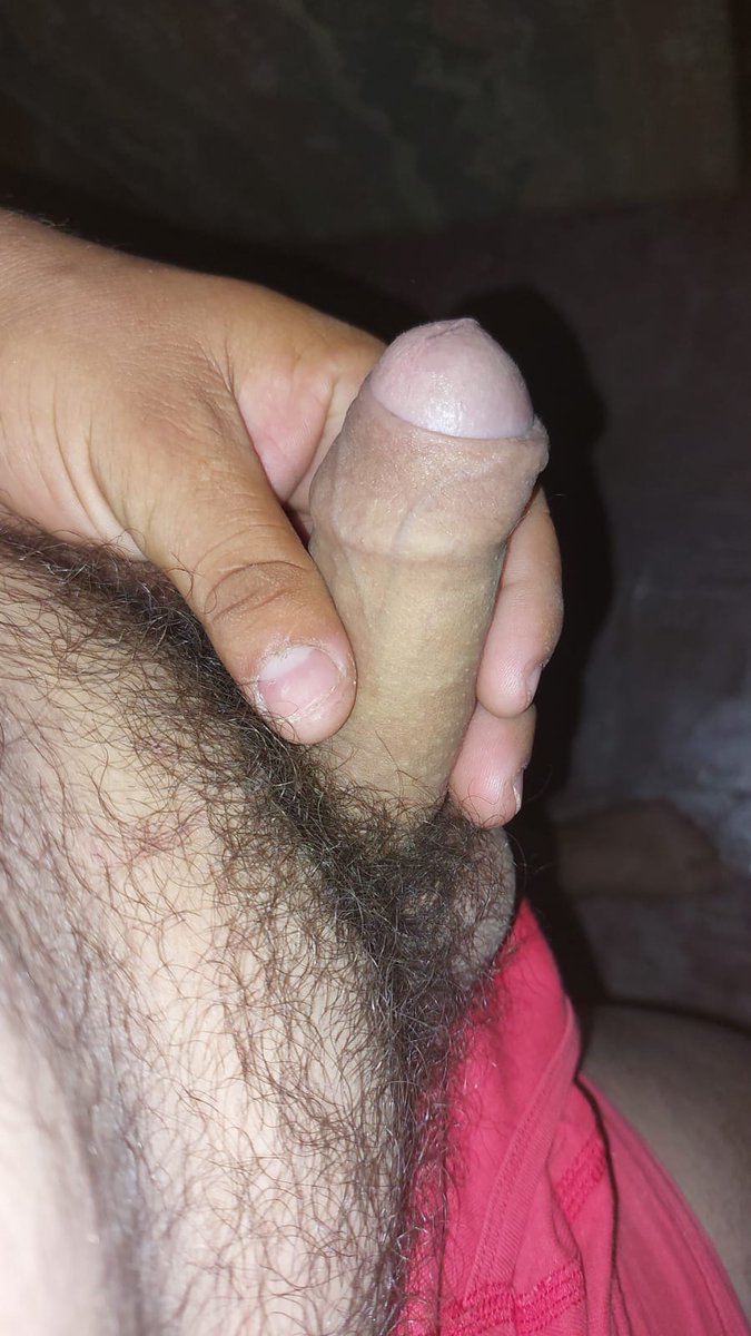 guerojuniorm's tweet photo. 🤤🍆💦 rico hetero macho. 
#toro próximo a deslechar. 🍆💦 https://t.co/R4o1fIehhi