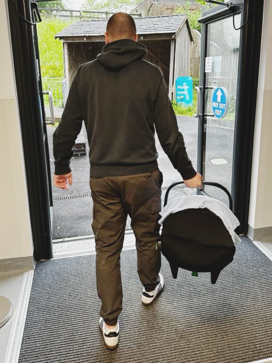 Nathan Walker tweet media