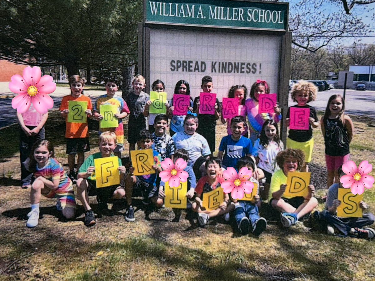 Our Publishing Party was a great success!  The authors did a fantastic job!!! Thank you <a href="/OB_Adinolfi/">Ms. Adinolfi</a> and <a href="/Millerprin/">Kimberley Giles</a> for your support ! 📝📖📕<a href="/OldBridgeTPS/">The Bridge</a>