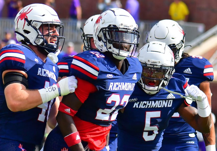 Blessed to receive an offer from The University Of Richmond @CoachWoodLB @Red_Zone75