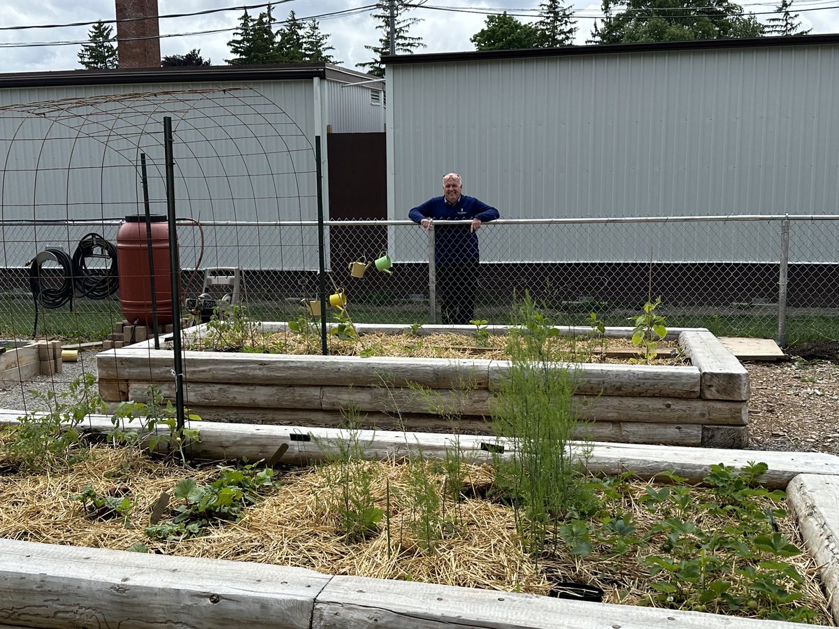 Environmental Sustainability on display with Glenview’s Edible Garden.