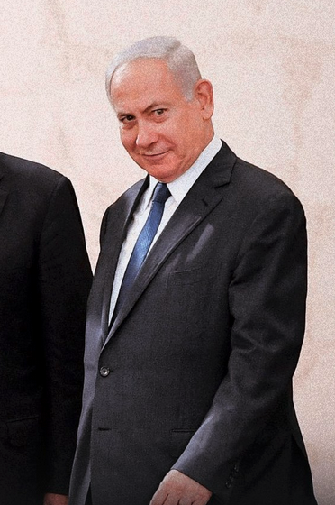 Anyone trusting a man who has this look on his face must be beyond dumb. 

Looking at you, @POTUS!

#arrestnetanyahunow 
#Gaza #Israel #WarCrimes #genocide #ICC
