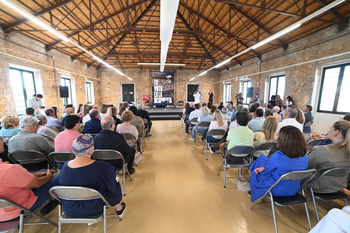 El @ppopular es el único partido que pone a las personas en el centro de sus políticas. Hoy, encuentro muy productivo con las entidades del Tercer Sector de la #RegióndeMurcia. El próximo 9 de junio, #TuVotoEsLaRespuesta. #VotaPP