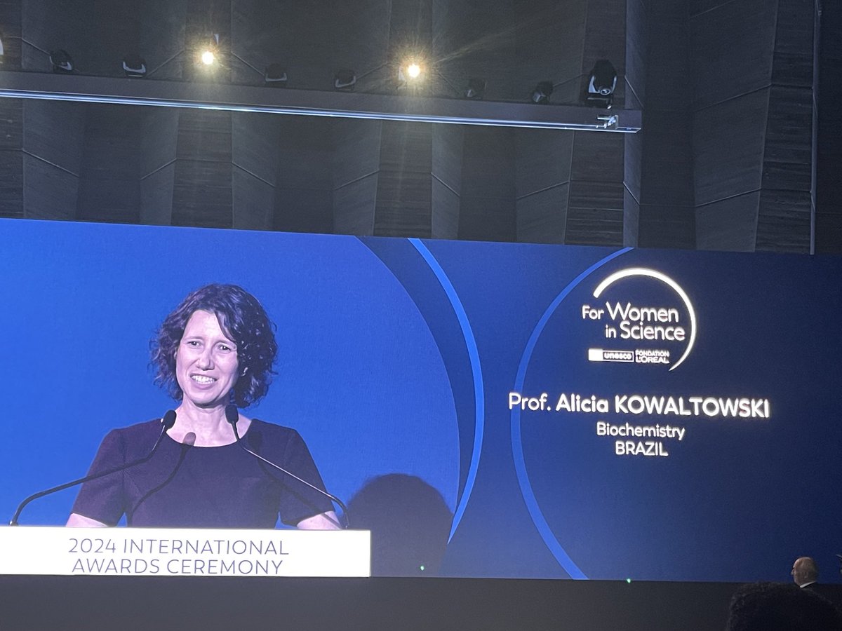 virginiemorgon's tweet photo. Metabolism Prof. Kowaltowskî’s fight against obesity and ageing 1st price https://t.co/dIfSFA5swZ