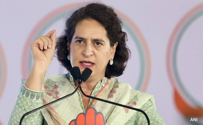 IndianGems_'s tweet photo. "Congress was in power for 70 years but could not become richest party, BJP became richest party in the world within 10 years. They are Corruption King"

- Priyanka Gandhi in HP 🔥🔥 https://t.co/hcjYLg1vyi