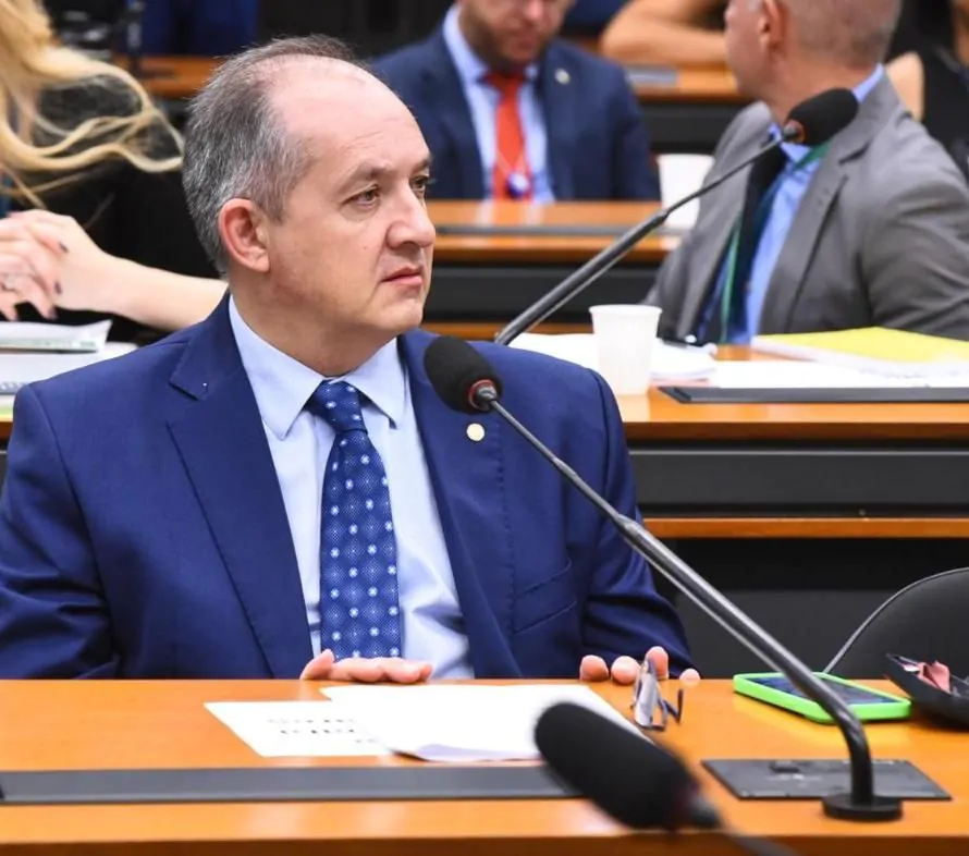 rdplanalto's tweet photo. Deputado Luciano Azevedo confirma liberação de mais R$ 2,5 milhões para entidades e hospitais de Passo Fundo. #EuViNaPlanalto
Saiba mais ⤵

https://t.co/BqfH3jNfw6

📸: Divulgação https://t.co/abW6CQCmck