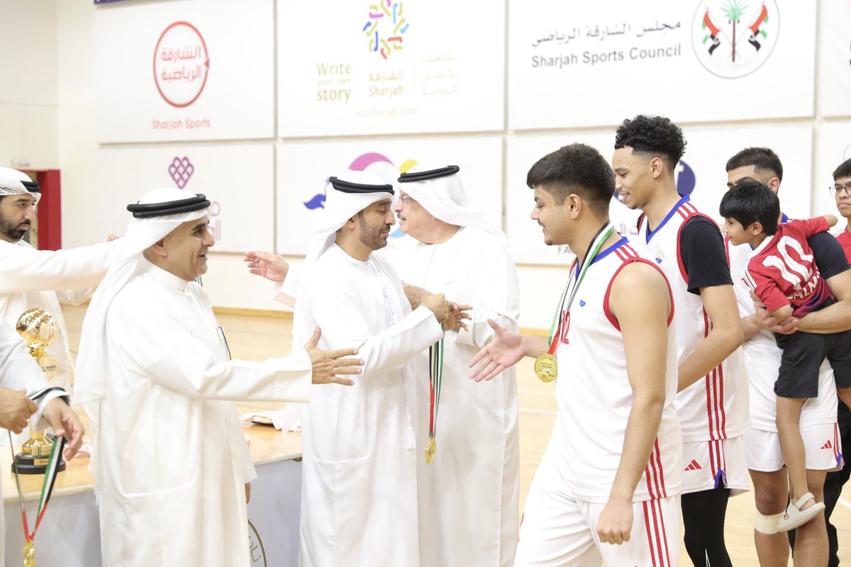 sharjah_ssc's tweet photo. تتويـج الأبطـال 🥇 https://t.co/YD0WjL04KU