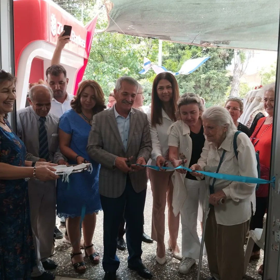 fethiyeHEMveASO's tweet photo. Esenköy Mahallesinde açtığımız “Kolon Dokuma ve El Sanatları” kurslarının yıl sonu  sergisi  İlçe Milli Eğitimi Müdürümüz  Sayın Faruk KAYA, okul, kurum müdürleri ve halkın yoğun katılımlarıyla gerçekleşti.gerçekleşti. @IHErtas
@CelileErenOKTEN
@cengizmete @ss_bozkurt @emrecay55 https://t.co/gHxuvqPkHp