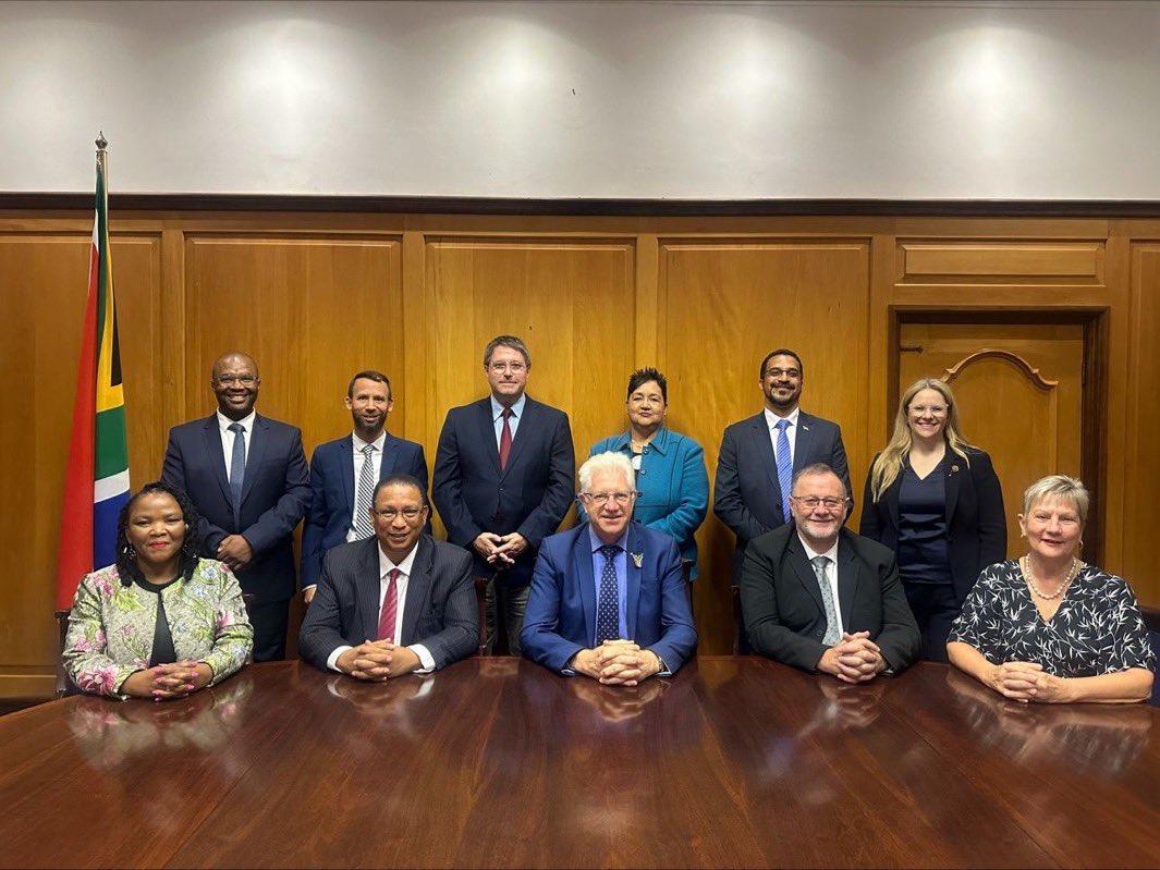 As we end off the 6th administration, I want to extend a huge thanks to my team (and all the teams behind each of us 😉) who contributed to building a Western Cape that works for you our residents. Let’s do more! 💙🇿🇦