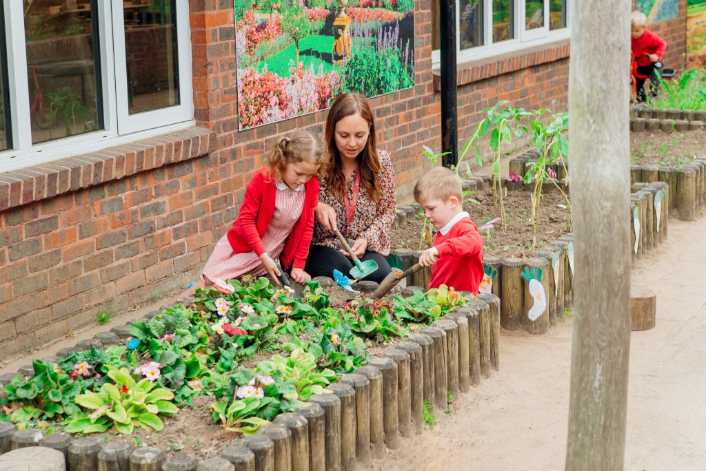 teachingtimes.com/?p=131104

Empowering Teachers with #CPD!Advance Learning Partnership uses BlueSky & 'Genius Time' to personalise professional development for educators across 18 schools. #EdTech #TeacherGrowth