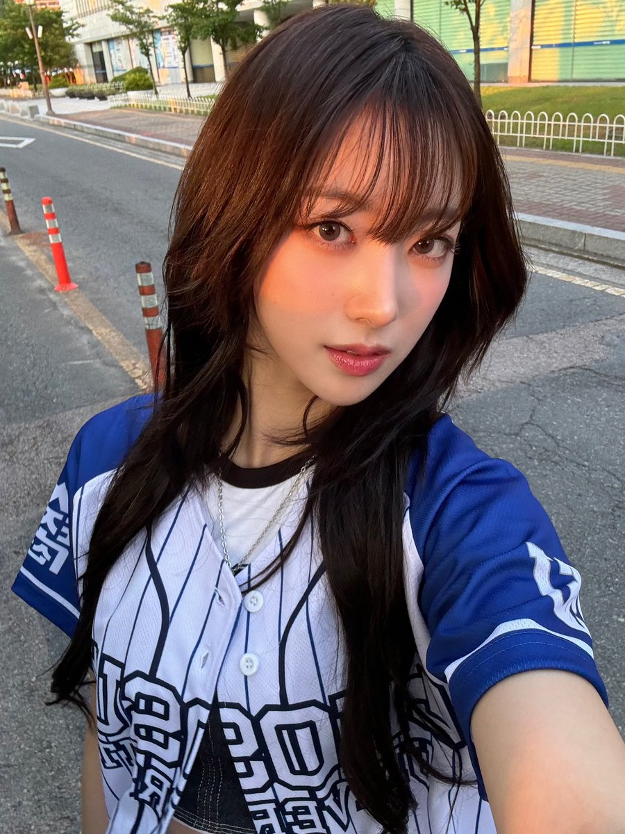 hikeiiz's tweet photo. 조선대 리이나 진짜 레전드라고해 https://t.co/PUCWxiiJ3r