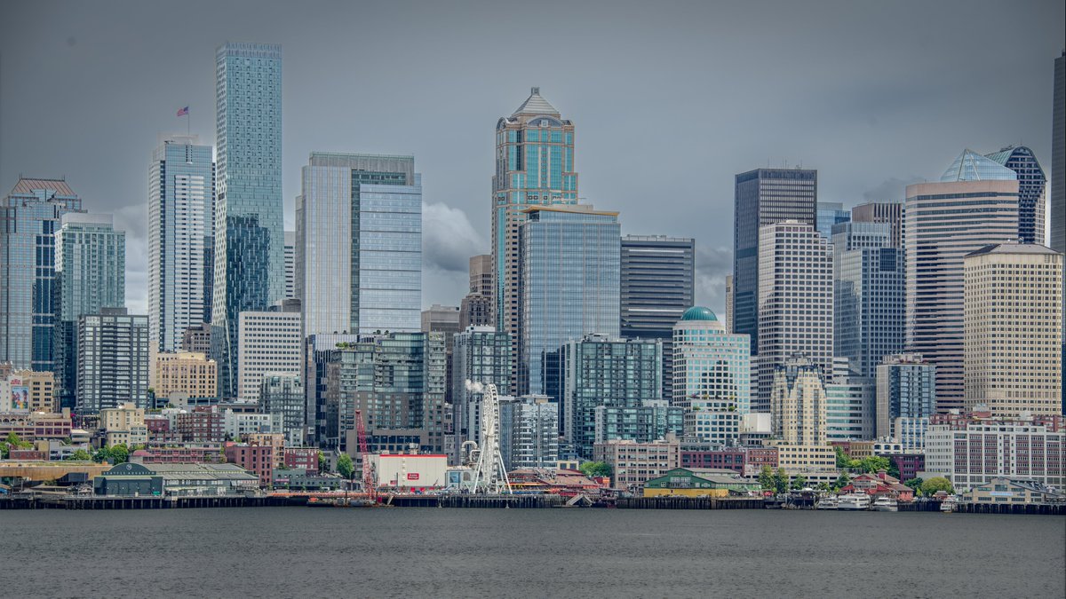 chingsemb's tweet image. Been a long time since I walked the waterfront, Last time was to walk the viaduct before they removed it. Looks good, hope they finish soon and keep it clean. @ShannonODKOMO @Rebecca_Weather @komonews @MollyShenKOMO @TheronZahnKOMO