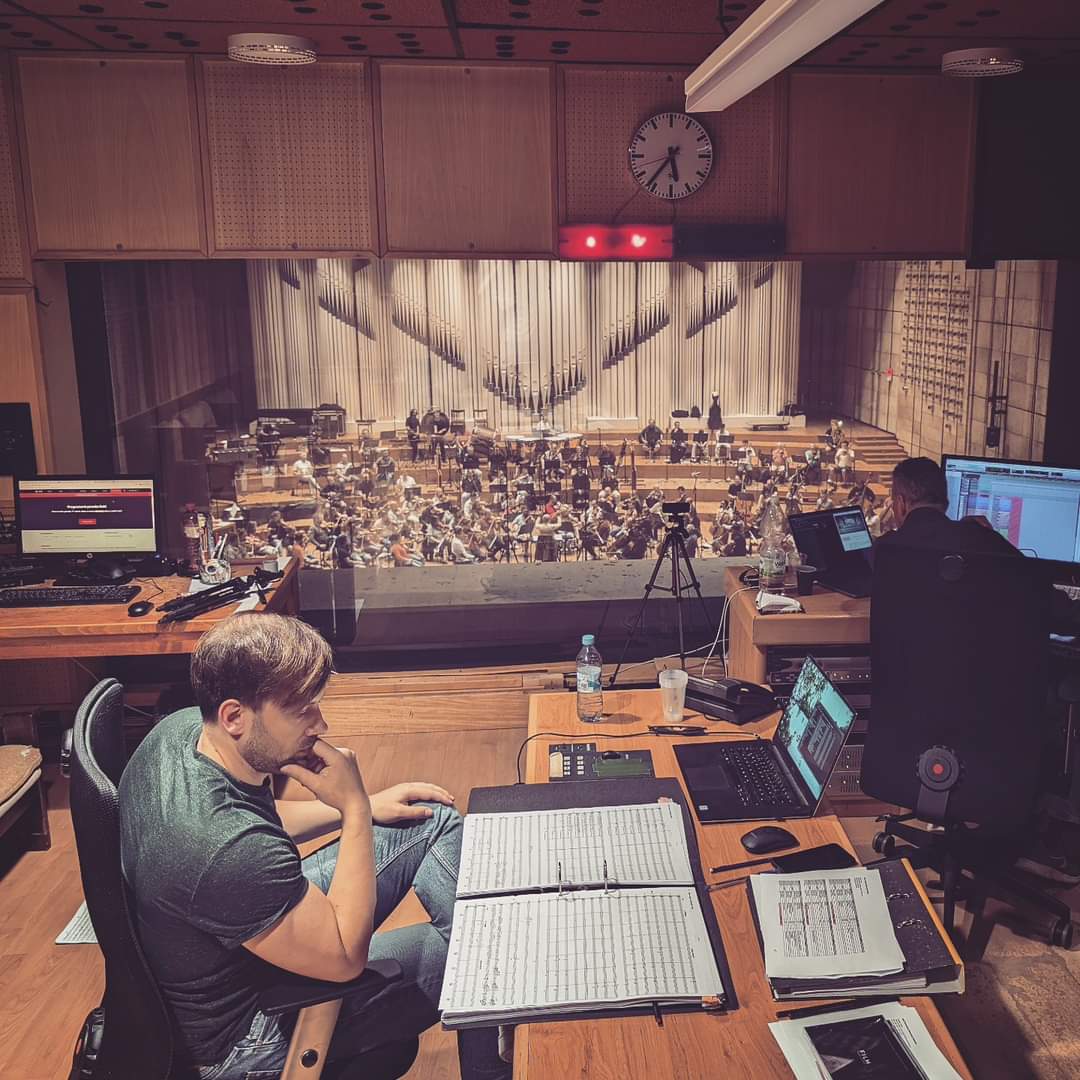 RobinHoffmann's tweet photo. This is one of my absolute favorite places to be in. Thank you to the incredible #Bratislava #Symphony #Orchestra for yet another wonderful performance and #recording experience. Can't wait to be back!
#composer #scoringsession #orchestrator https://t.co/3XkYpA0pJx