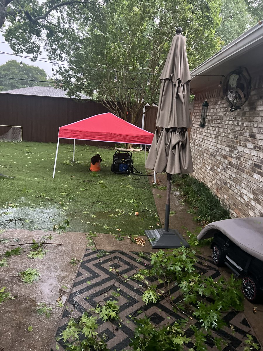cpostier's tweet image. Got the winter storm generator powering the house to watch @NBCDFW updates, no power in lake highlands