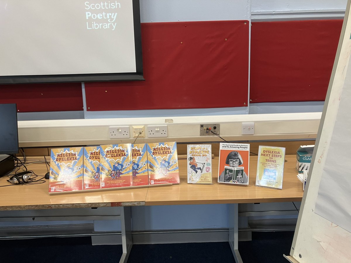 JulieMcNeill1's tweet image. Thanks for having me @St_Rochs - fantastic pupils and beautiful creative writing. 

#WeeWrite @AyeWrite @ByLeavesWeLive