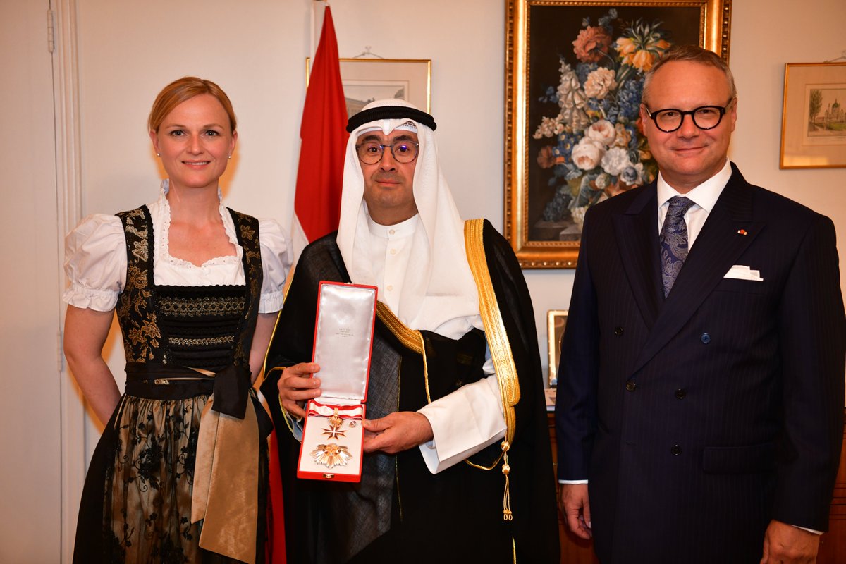 On the invitation of @AustriainKuwait Amb. @MarianWrba, it was a special occasion to witness @MOFAKuwait Foreign Minister Assistant for Europe Affairs Sadiq Marafi receive the Grand Decoration of Honour in Gold with Star for Services to the Republic of Austria by the Federal