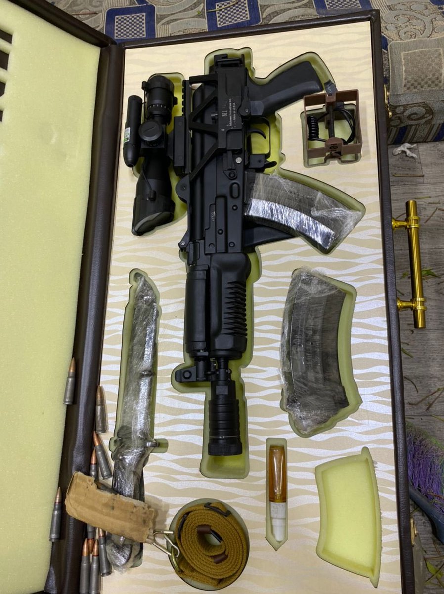 صربي زاستافا  جديد زيرووو مع كامل 
توبعه بضاعه لمس علاء الشرط

اسعار مناسبه 4250

للتوصل 775651903