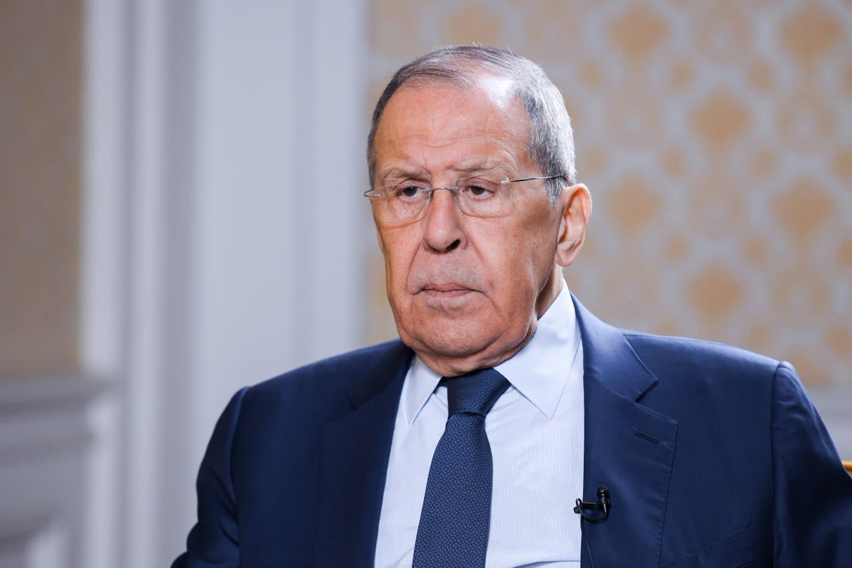 💬Sergey #Lavrov: [Gli #USA] Hanno compreso che il loro obiettivo è quello di contenere il nostro Paese, di impedire alla #Russia di diventare più forte; e stanno seriamente discutendo di dover “decolonizzare” la Russia (che, tradotto, non significa altro che “smembrarla”).