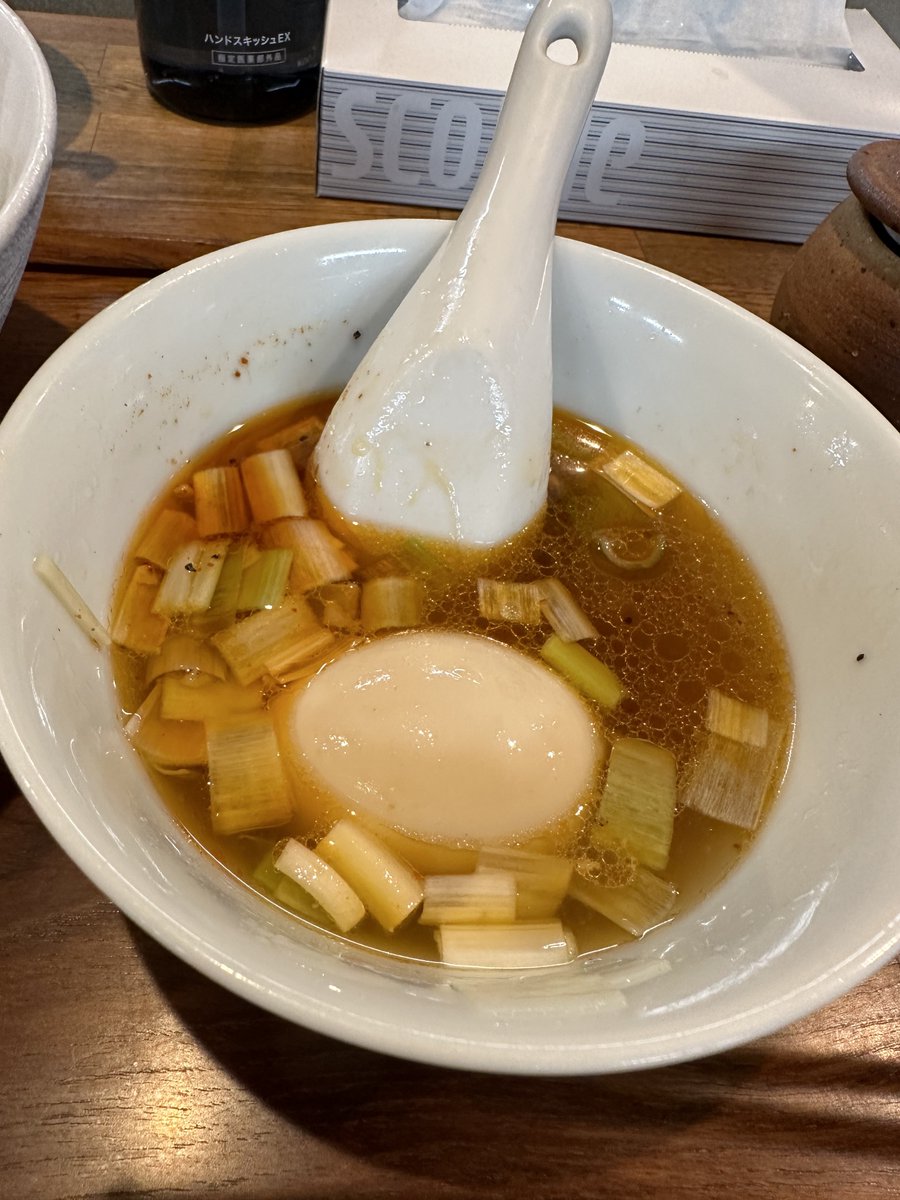 YOKOKURA STOREHOUSE@小山市 昆布水のつけめん 塩 大 チャーシューちょい増し
塩は辣油の味変がよく合います
篠塚さん いつもありがとうございます 美味しかった ご馳走さまでした