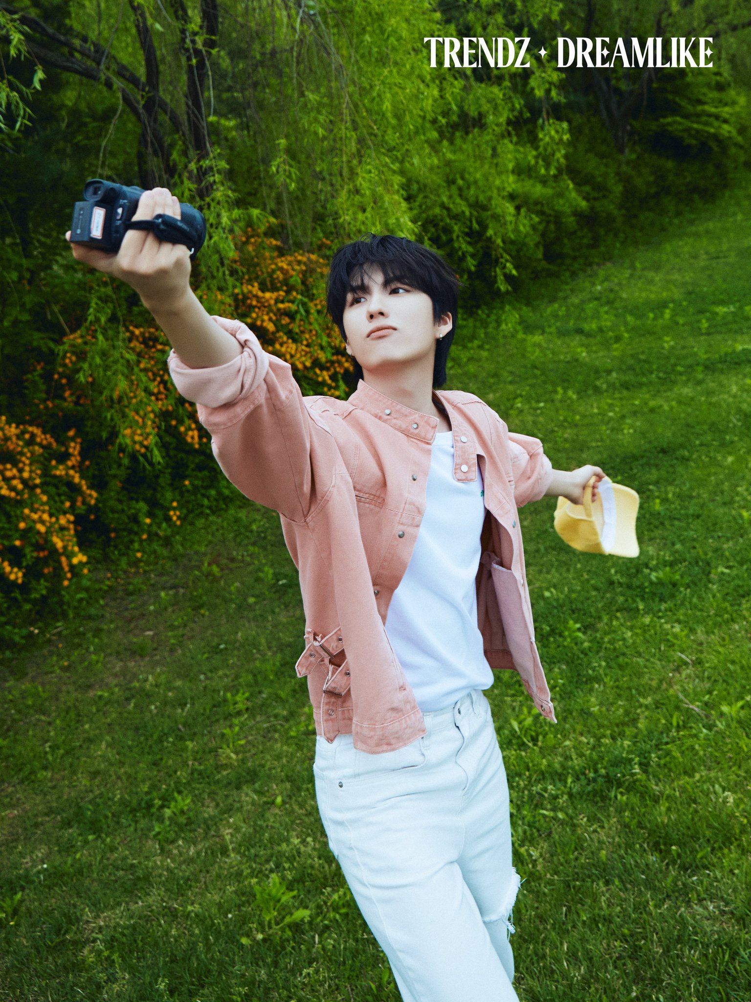 What The Kpop on X: "#TRENDZ unveils the first set of individual concept photos for their 4th single album, 'DREAMLIKE'. #kpop https://t.co/YdBccMVGco" / X