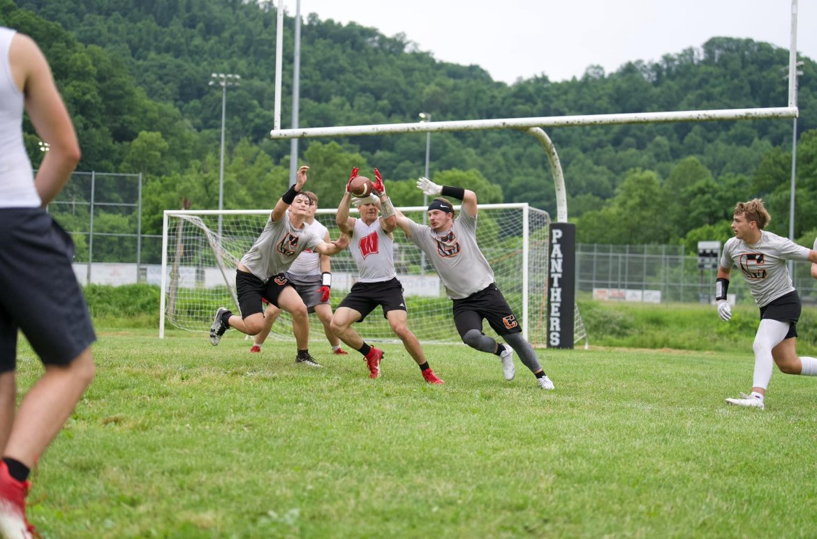 CRHS Football had its first 7v7 of the year at Tug Valley last week. It was amazing to see all the players work well together on the field, supporting and pushing each other to do their best. Couldn't be prouder of this team!
#TigerTigerTiger
#BrickByBrick