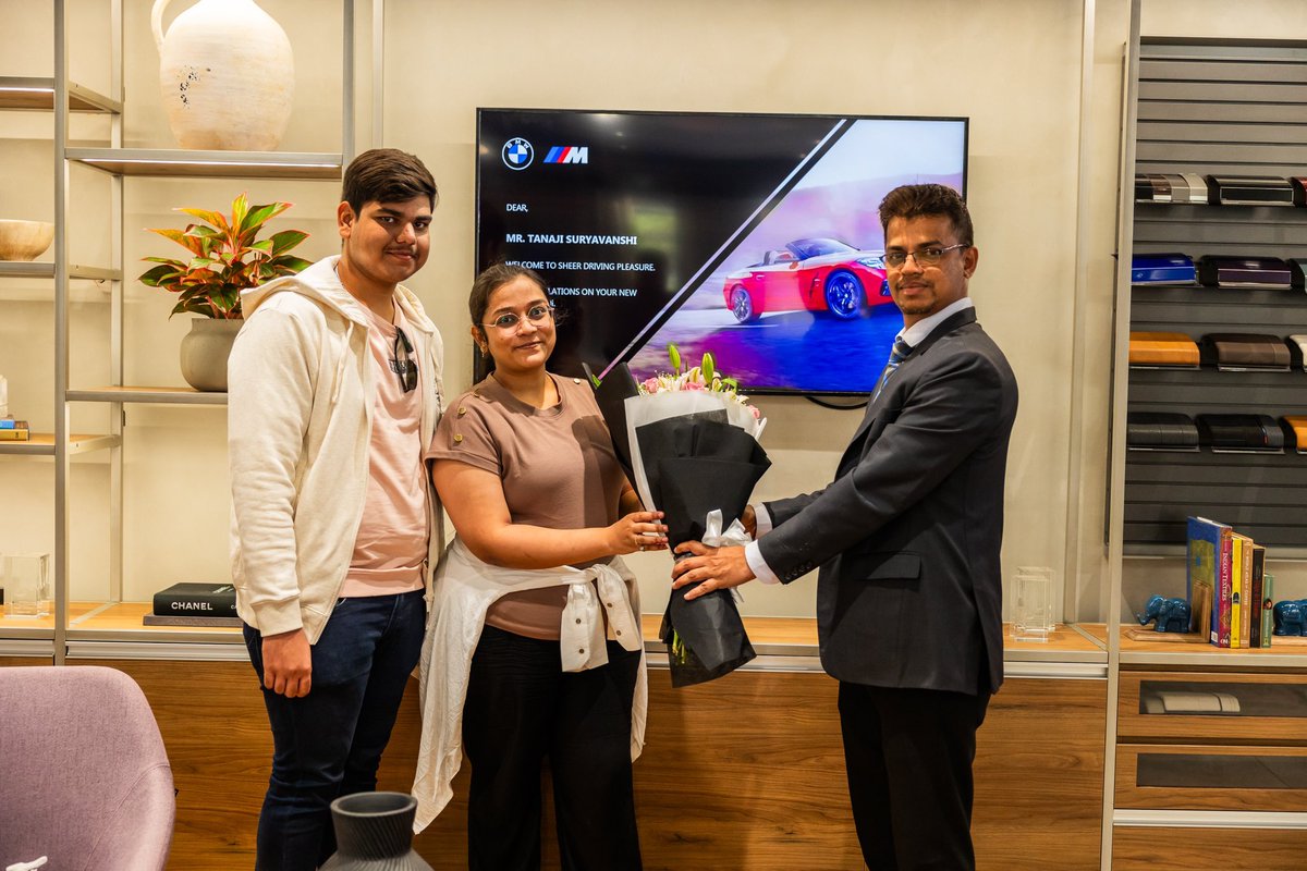 BMWInfinityCars's tweet photo. Attaining freedom between the road and the open sky.
Congratulations to Mr. Tanaji Suryavanshi and family on their brand new BMW Z4 M40i. Welcome to the ever-growing family of #BMW.
#BMWInfinityCars #BMWZ4 #M40i #Unfold #InfinityCars https://t.co/UQeHeovzsO