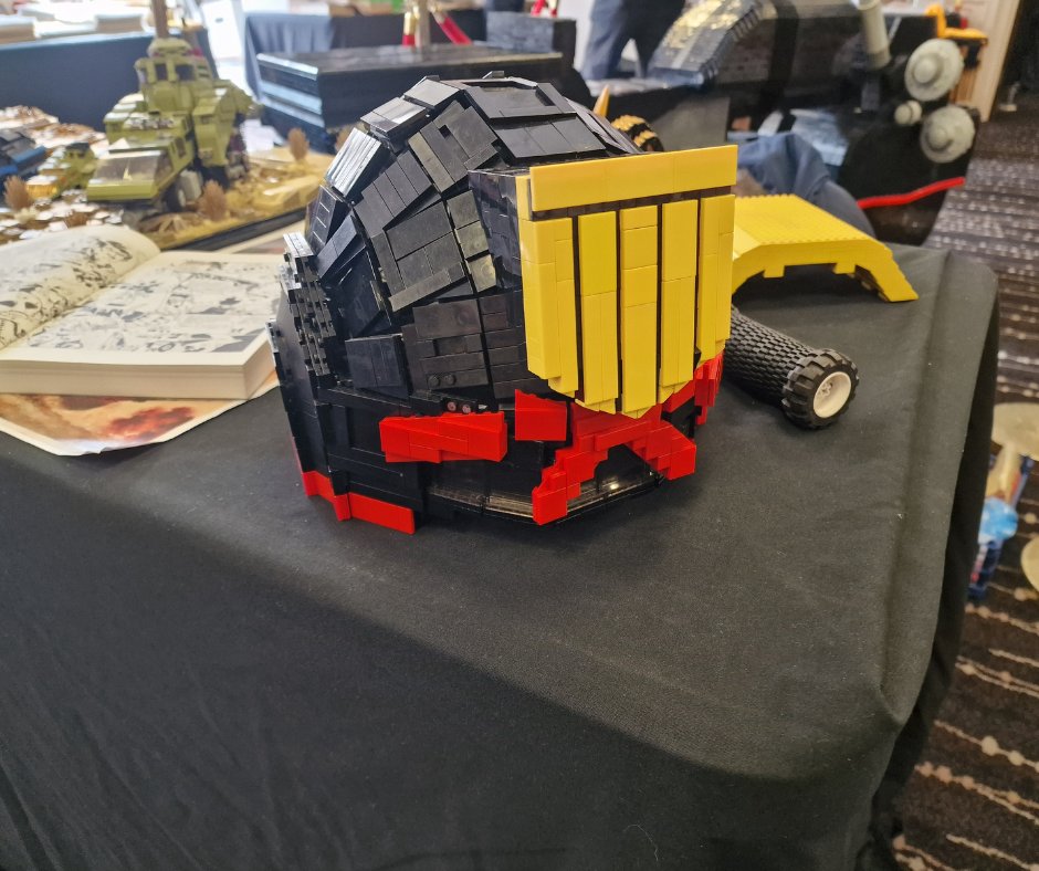 We attended Lawless #ComicCon
 It was fantastic, with many in #2000ad #cosplay. The Big Build Brigade showcased some cool Lego-style Dredd props!

Our events bit.ly/3Tet1c6
2000ad  bit.ly/48nO80X

#warlordgames #fantasy #scifi #event #judgedredd #warlordhobby