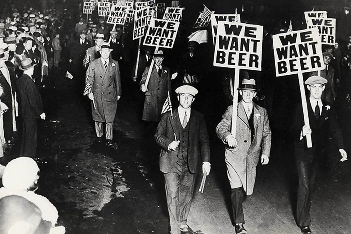 May 14, 1932 Street: 'We Want Beer!' parade in NY #Beer #PR